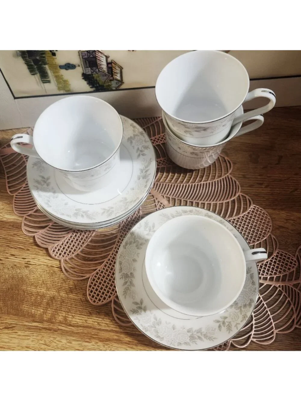 Fine China of Japan Adele Pattern Tea Cup Saucers 